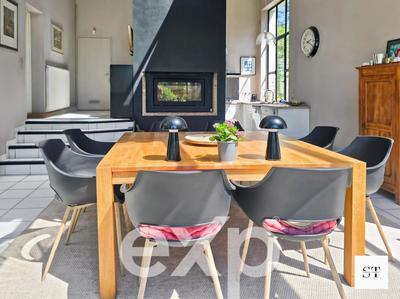 Maison d'architecte - 254 m² - 8 pièces