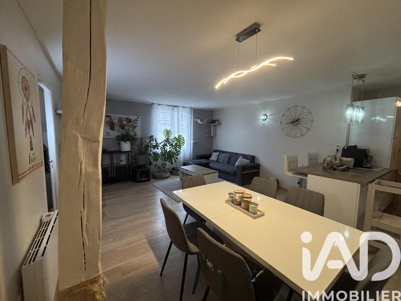 Appartement - 100 m² - 5 pièces