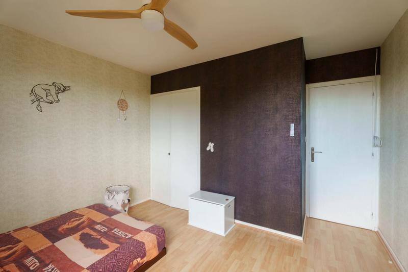 Appartement - 80 m² - 4 pièces