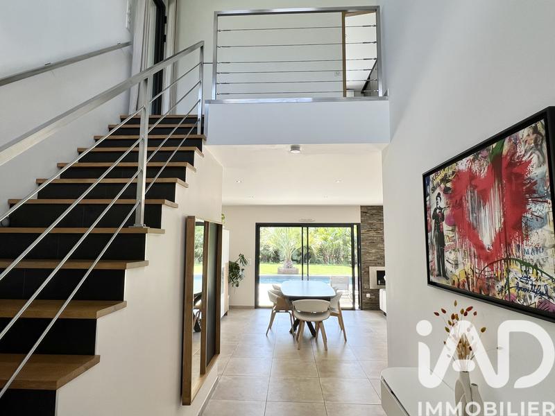 Maison - 189 m² - 7 pièces