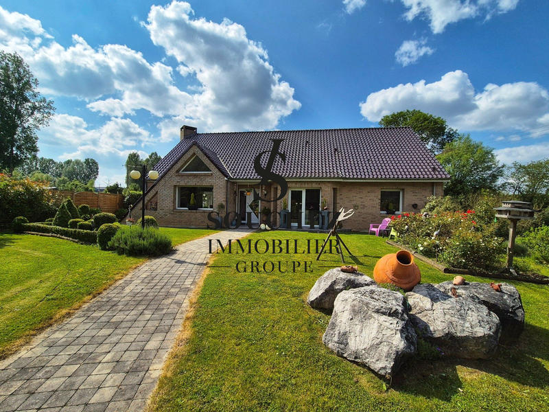 Maison - 137 m² - 6 pièces