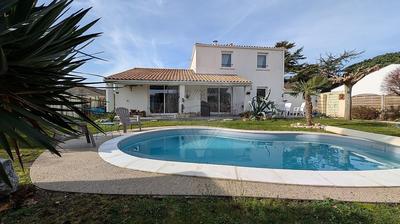 Maison - 133 m² - 6 pièces