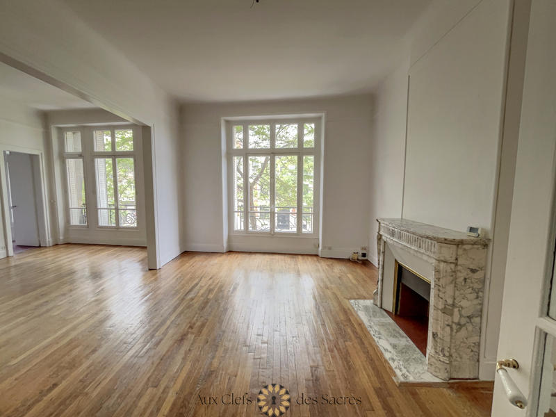 Appartement - 147 m² - 5 pièces