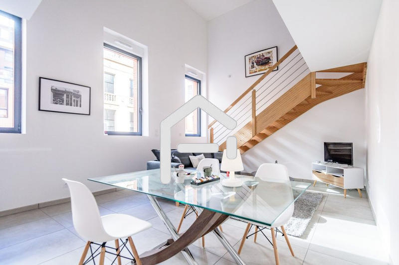 Appartement - 67 m² - 2 pièces