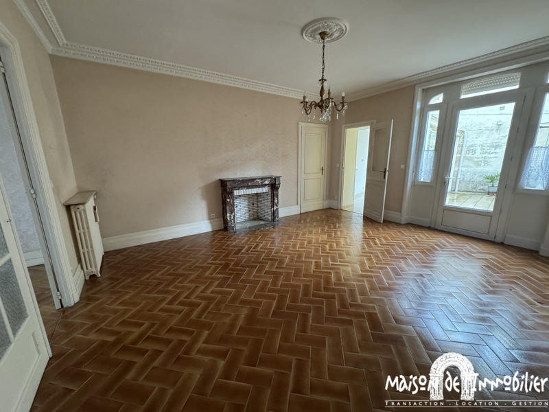 Maison - 169 m² - 6 pièces