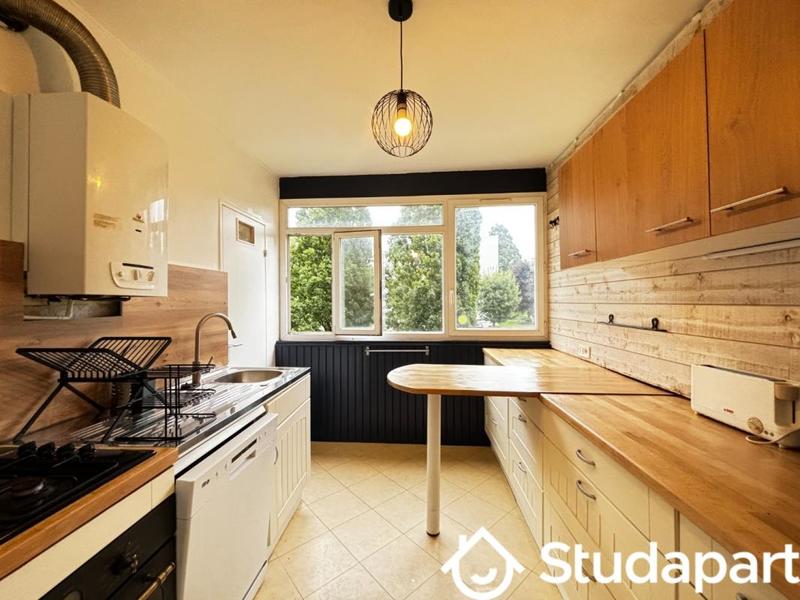 Chambre - 9 m² - 1 pièce