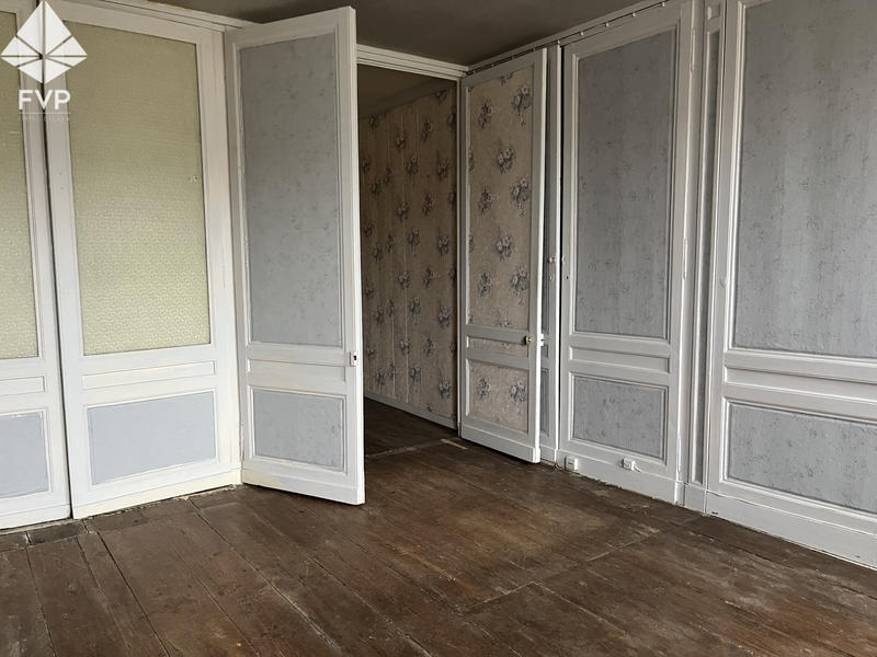 Maison - 97 m² - 6 pièces