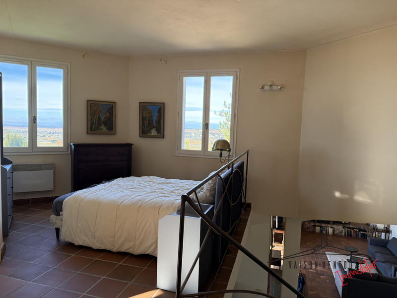 Villa - 174 m² - 6 pièces