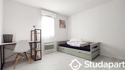 Chambre - 10 m² - 1 pièce