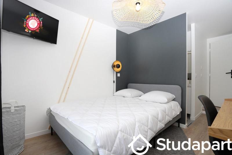 Chambre - 10 m² - 1 pièce