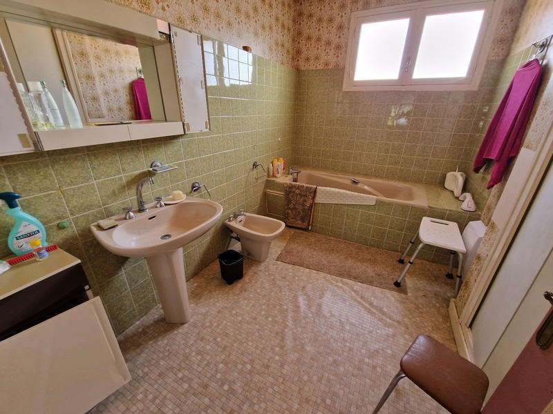 Maison - 200 m² - 6 pièces