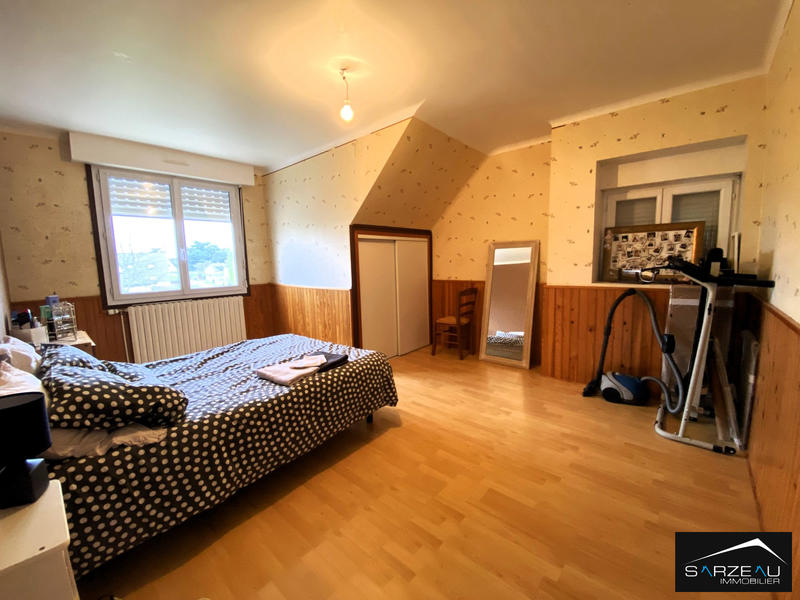 Maison - 108 m² - 8 pièces