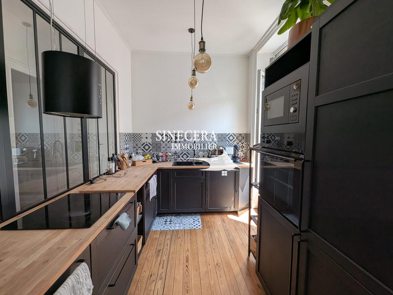 Appartement - 77 m² - 3 pièces