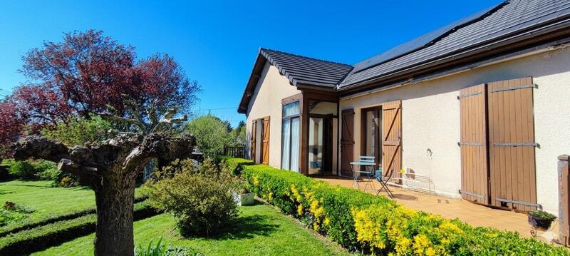 Maison - 110 m² - 4 pièces