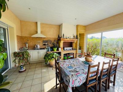 Maison - 160 m² - 3 pièces