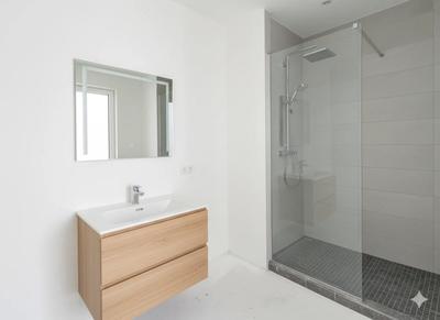 Maison - 90 m² - 3 pièces