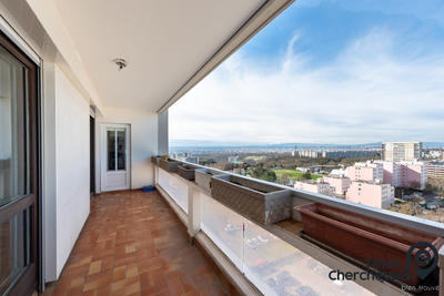 Appartement - 112 m² - 4 pièces