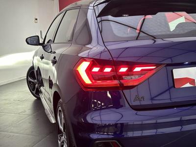 Audi A1 sportback 30 Tfsi 110 ch s tronic 7 s line