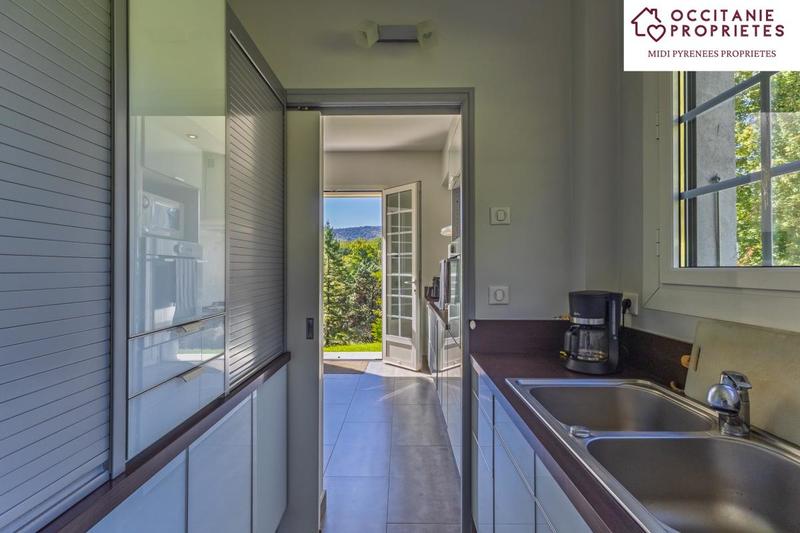 Villa - 203 m² - 7 pièces