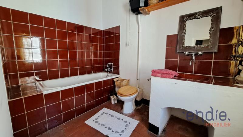 Maison - 500 m² - 10 pièces