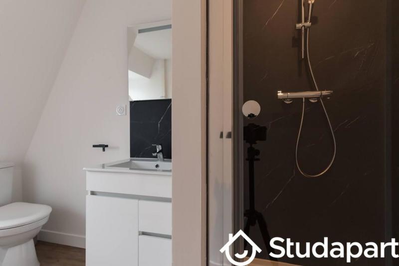 Chambre - 24 m² - 1 pièce