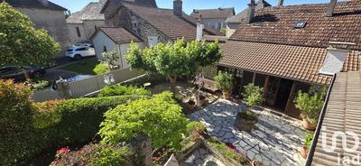 Maison - 422 m² - 10 pièces