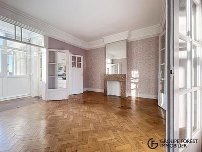 Appartement - 83 m² - 2 pièces