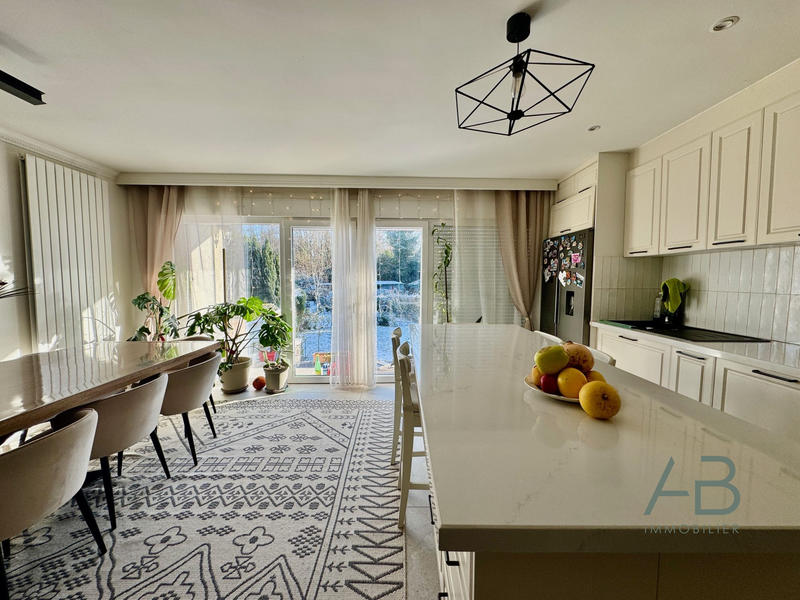 Maison - 130 m² - 6 pièces