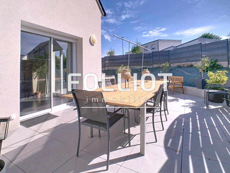 Maison - 110 m² - 5 pièces