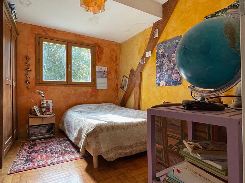 Maison - 186 m² - 9 pièces