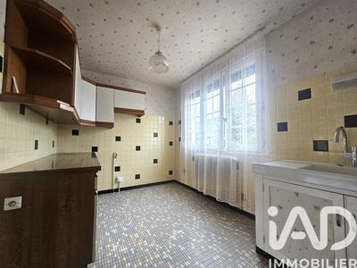 Maison - 83 m² - 5 pièces