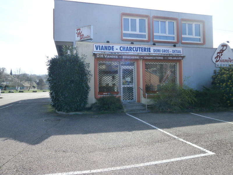 Local commercial - 211 m² - 4 pièces