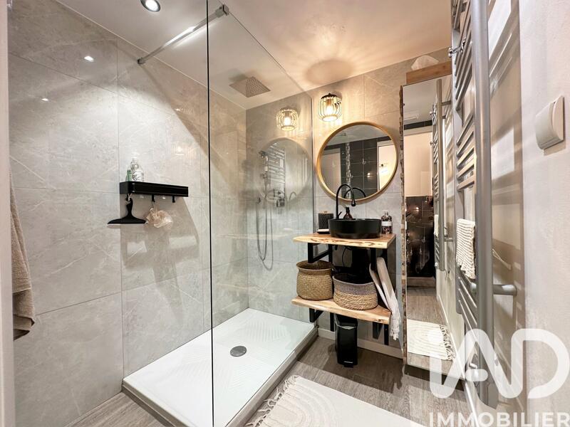 Maison - 127 m² - 6 pièces