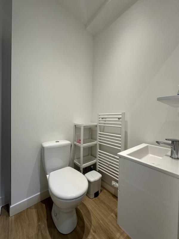 Studio - 14 m² - 1 pièce