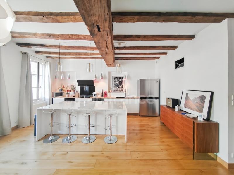 Appartement - 93 m² - 4 pièces