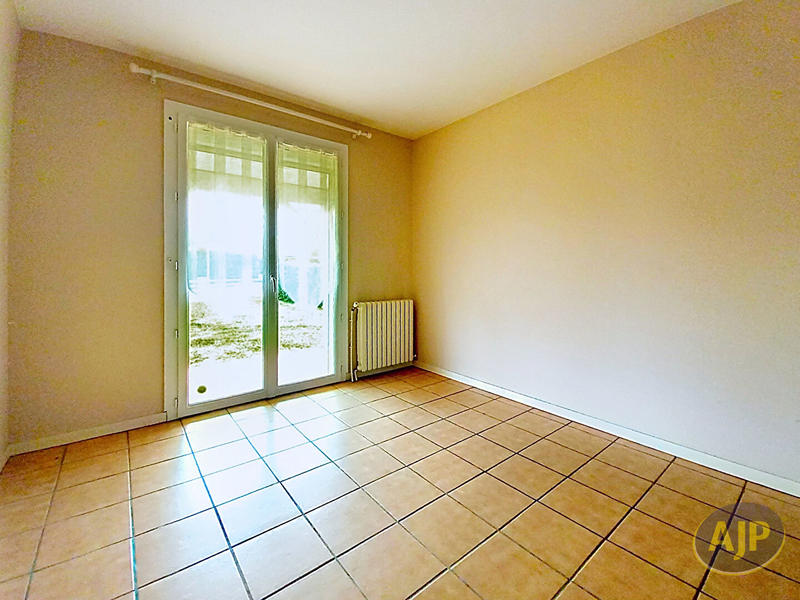 Maison - 94 m² - 4 pièces