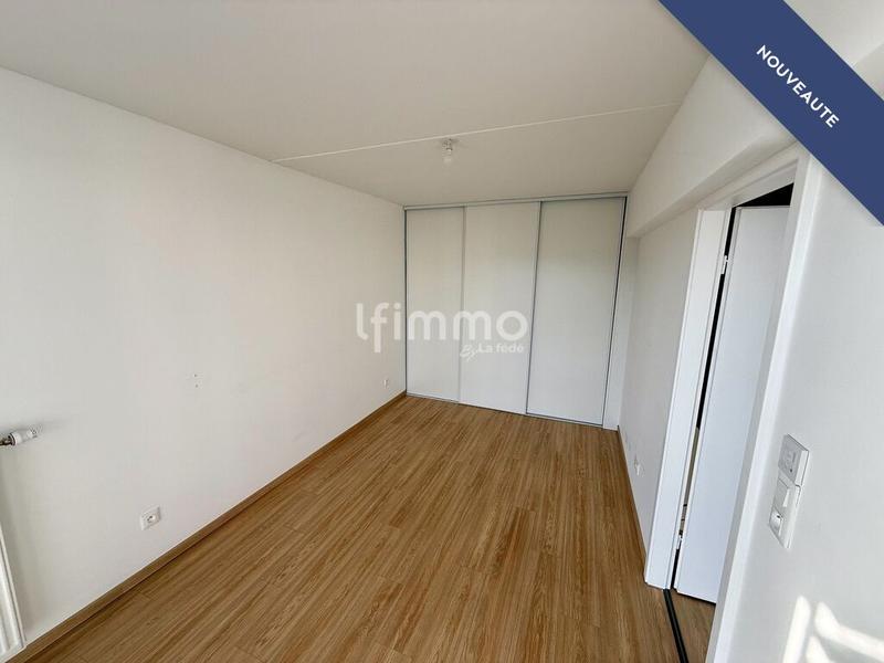 Loft - 121 m² - 5 pièces