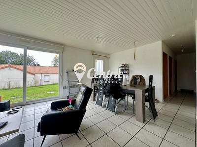 Maison - 85 m² - 4 pièces
