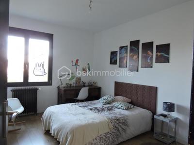 Villa - 201 m² - 7 pièces