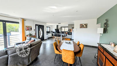 Villa - 157 m² - 7 pièces