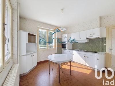 Maison - 193 m² - 8 pièces