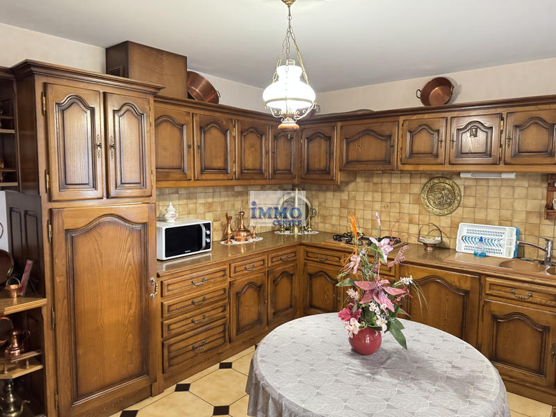 Maison - 170 m² - 7 pièces