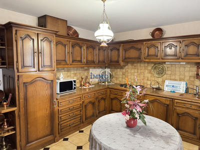 Maison - 170 m² - 7 pièces