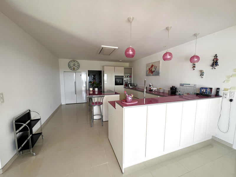 Maison - 220 m² - 7 pièces