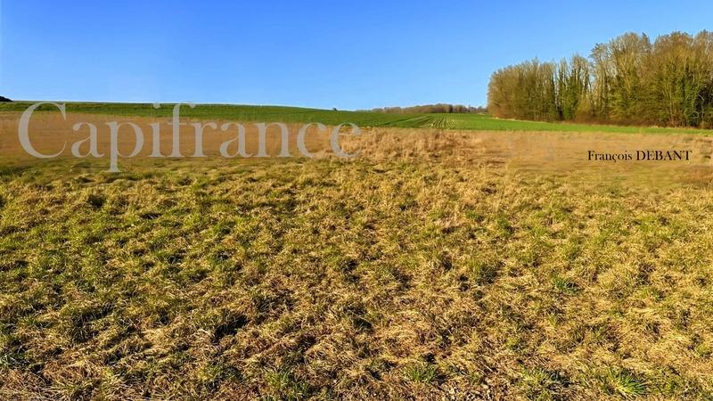 Terrain constructible - 1 142 m²
