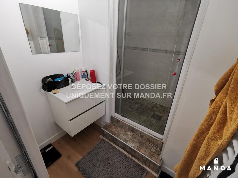 Chambre - 11 m² - 4 pièces