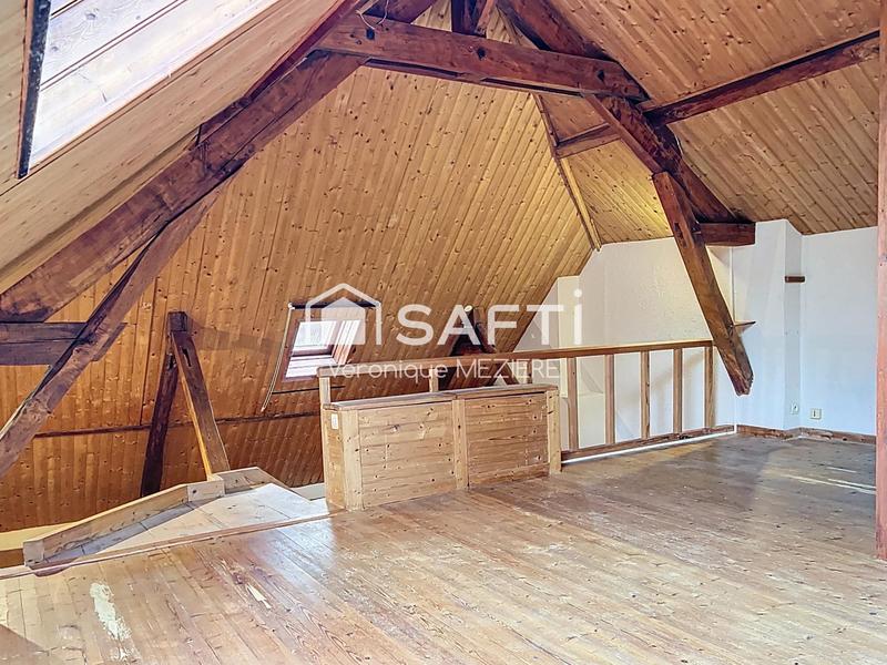 Maison - 178 m² - 11 pièces