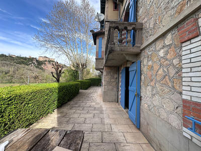 Appartement - 100 m² - 4 pièces