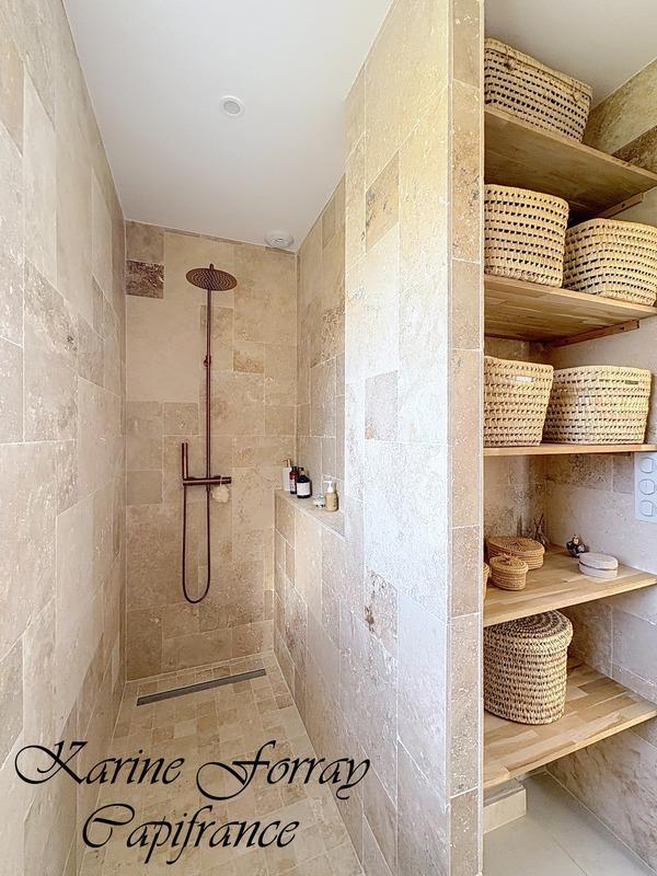 Maison - 174 m² - 6 pièces