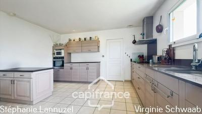 Maison - 135 m² - 5 pièces